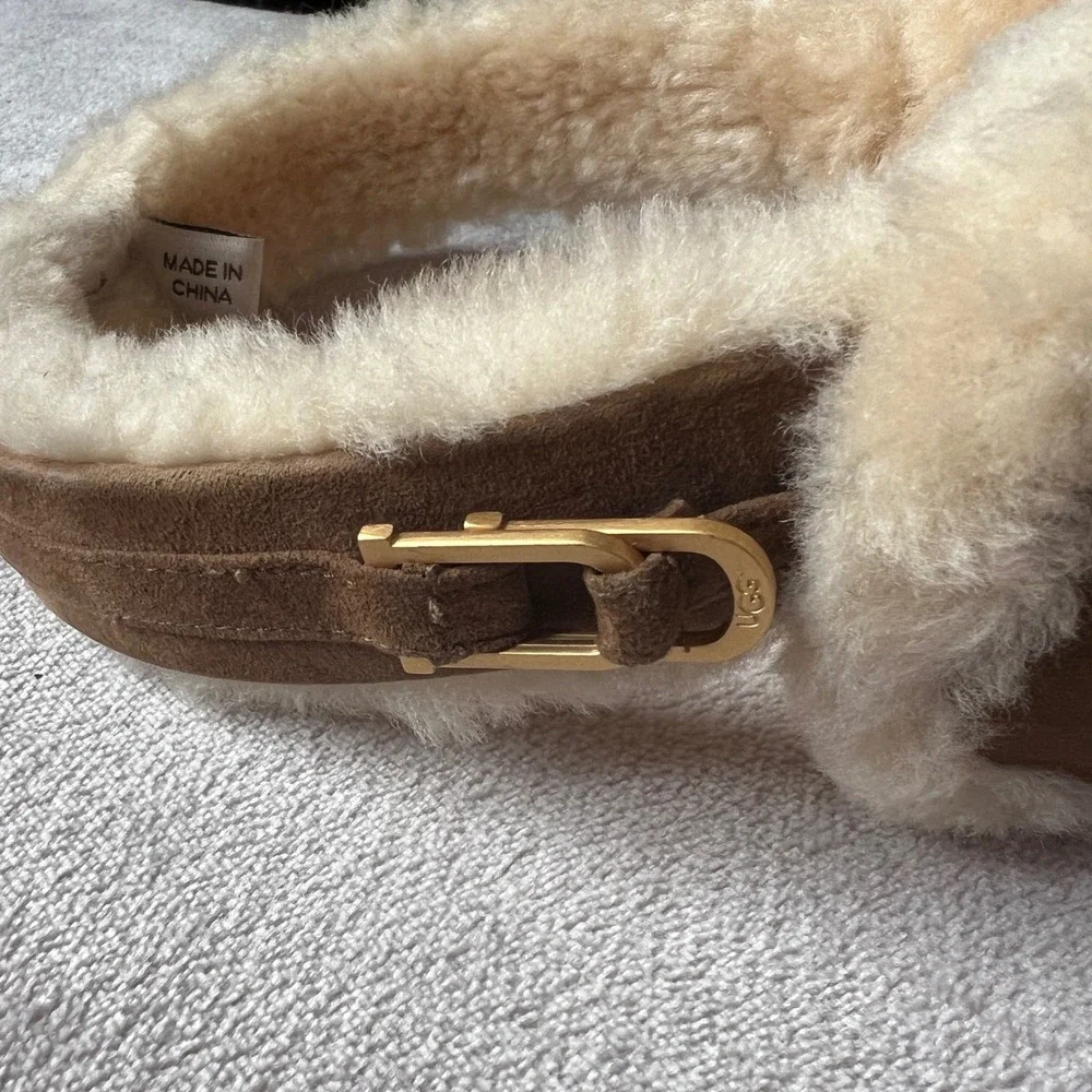 UGG Australia Chestnut Suede Real Shearling Sheepskin Earmuffs Gold tone Buckle - Picture 1 of 7